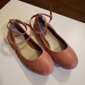 I. State Tan Flats